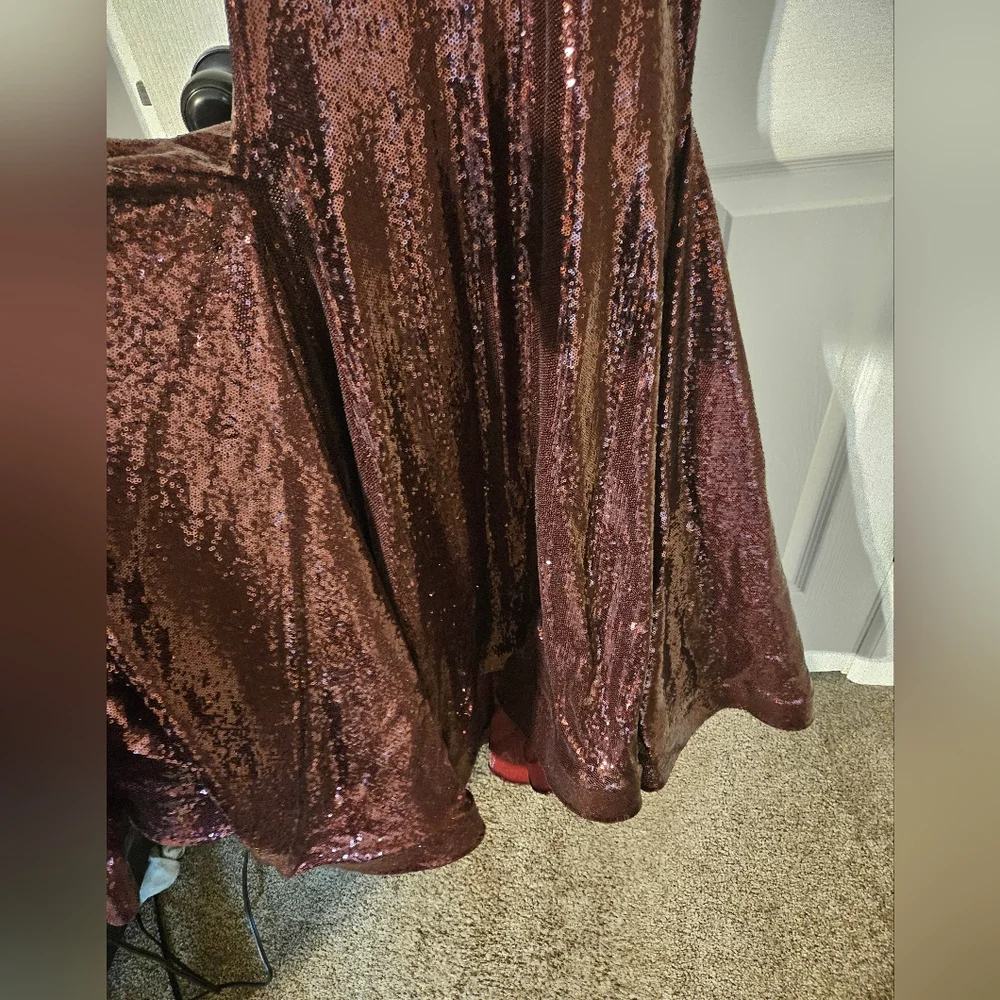 Ava Presley Burgundy Prom Dress mermaid‎ style size 8 nwot